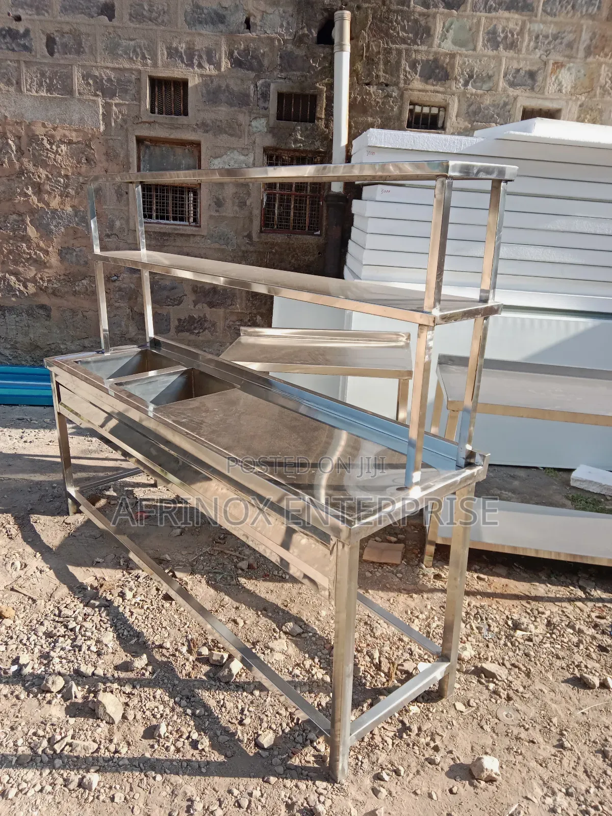 Double Sink With a Two Tier Rack