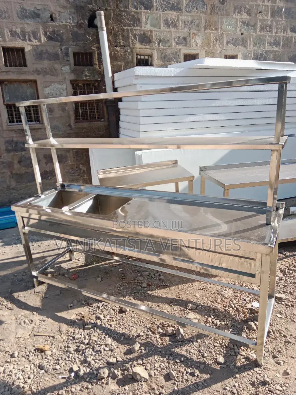 Double Sink With a Two Tier Rack