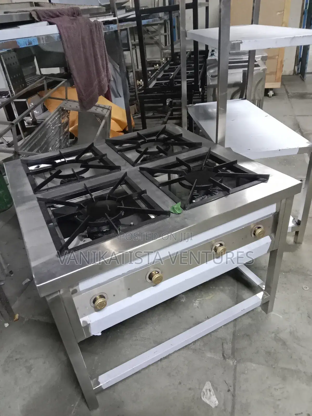 Heavy-Duty 4 Burner Gas Cooker – Stainless Steel
