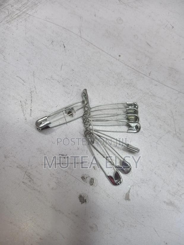 Gold Silver Safety Pins - thumbnail 5
