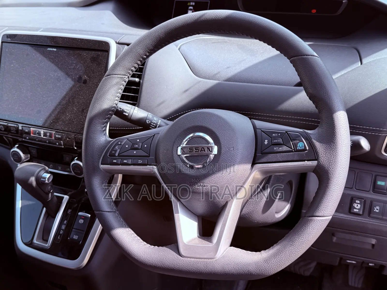 Nissan Serena 2018 White