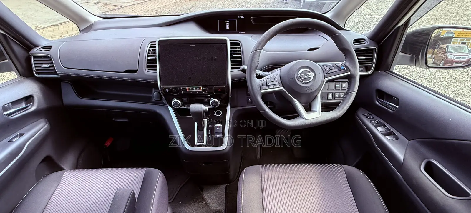 Nissan Serena 2018 White