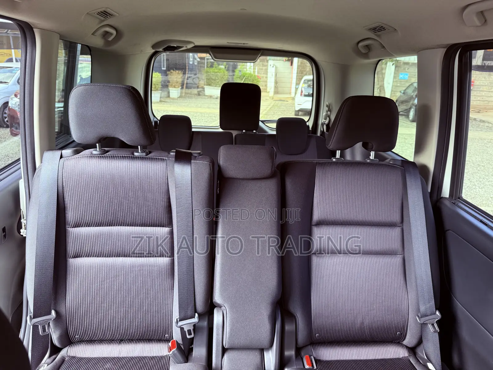 Nissan Serena 2018 White