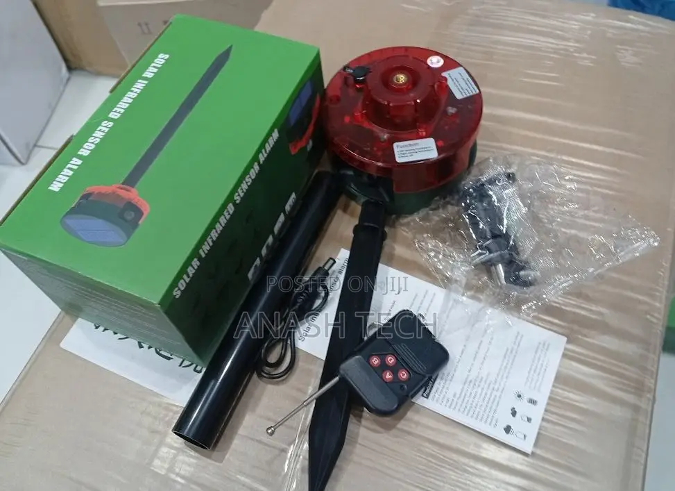 Solar Outdoor Motion Sensor Alarm-Dog Barking Gunshot Sound