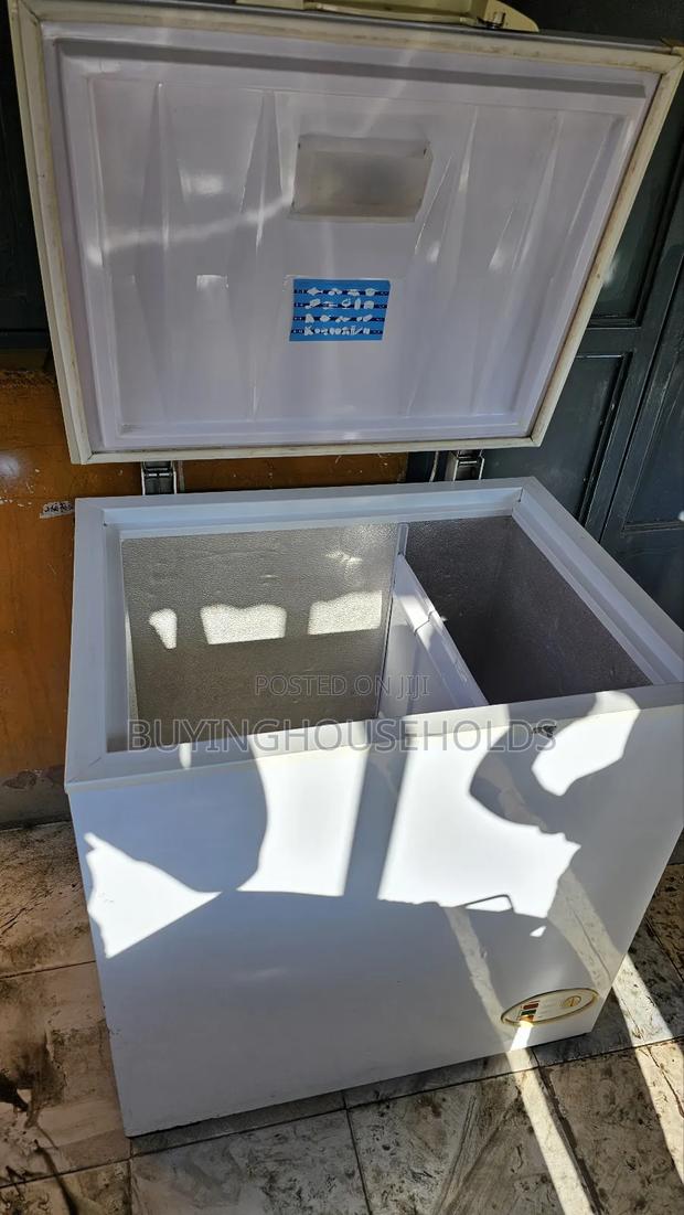 Lg 200l Chest Freezer - main view