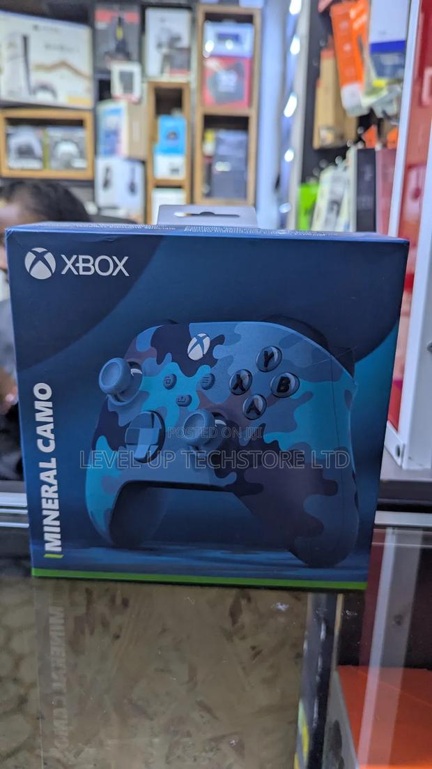 Microsoft Xbox Wireless Controller - Mineral Camo - main view
