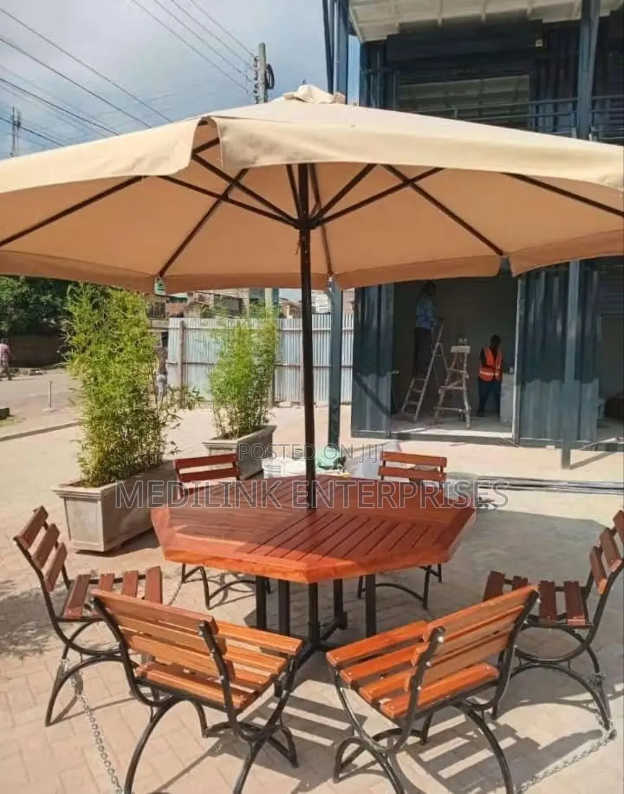 Six Seater Wooden Metallic Garden Outdoor Umbrella Shade