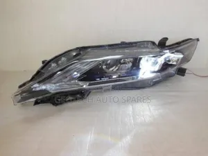 Toyota Harrier 2014-2018 Headlight