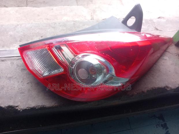 Nissan Tida Station Wagon Rear Light - main view