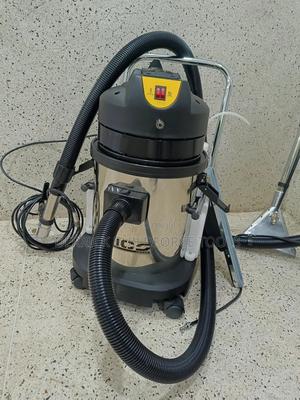 Aico Japan Vacuum Cleaner/Carpet Cleaner - main view