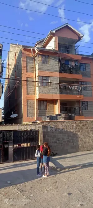4bdrm Apartment in Tena Estate, Umoja for sale