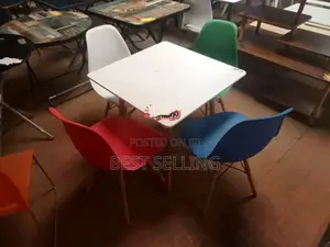 Strong and Durable Dining Set
