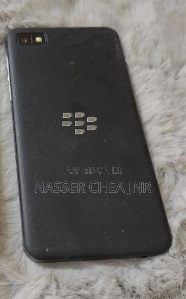 BlackBerry Leap 16 GB Black - thumbnail 2