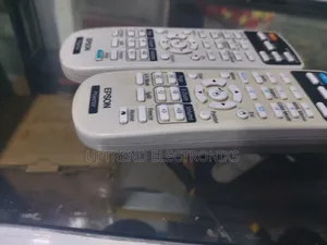 Epson Projector Remote – Long-Distance, Quick-Response Navigation