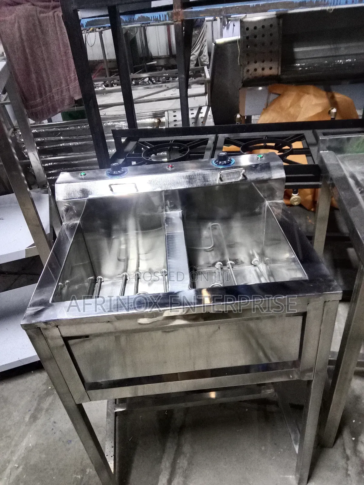 Commercial Electric Fryer
High-Performance Deep Fryer