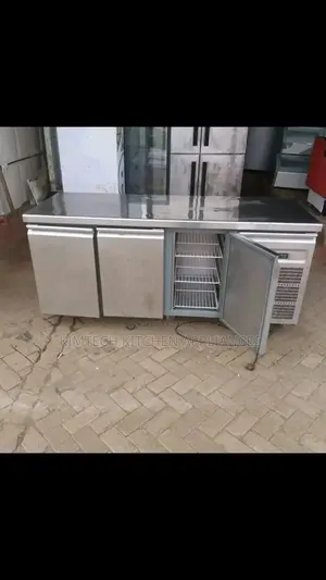 Undercount Refrigerator/Chiller