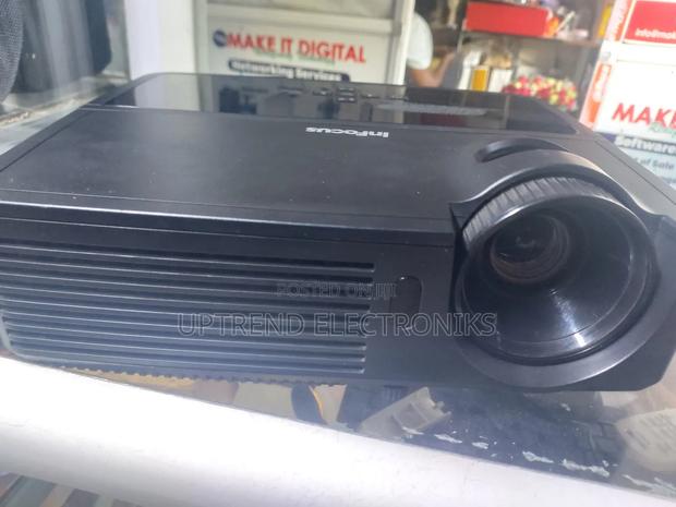 Infocus In112 – Affordable Efficient Projector - main view
