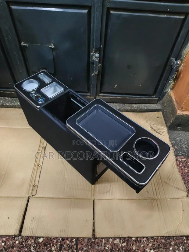 Noah or Voxy Driver Seat Gap Armrest Console Box Filler - main view