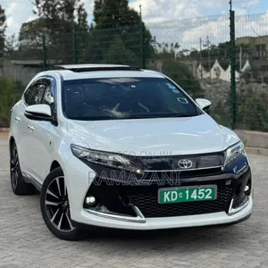 Toyota Harrier 2.0 4WD 2018 White