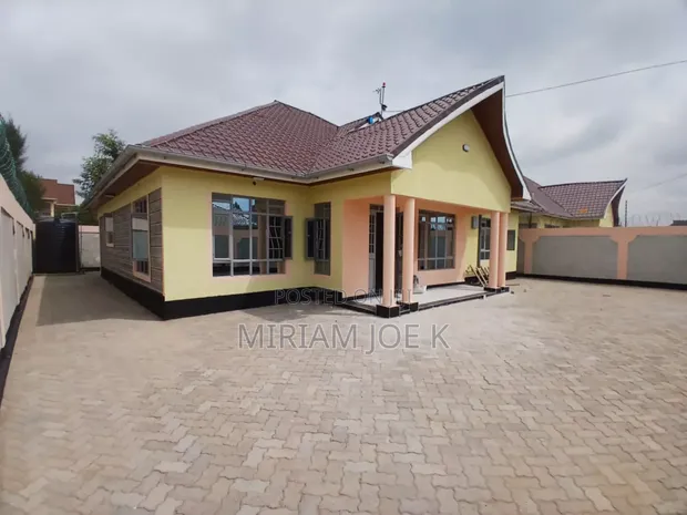 3bdrm Bungalow in Mugutha, Ruiru for rent