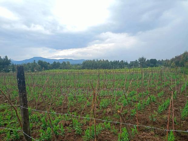 Selling 10 Acres in Kitiri Area