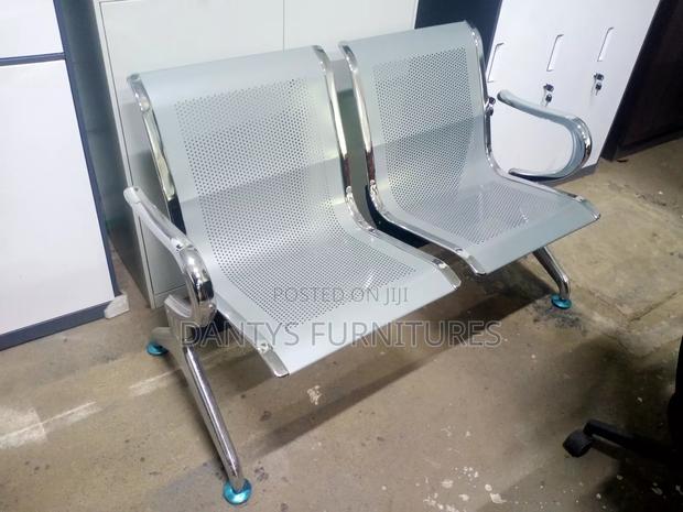Two Seaters Link Chair