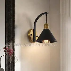 Unique Retro Black Wall Sconce/Wall Bracket Light Kvd7