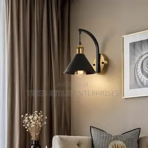 Unique Retro Black Wall Sconce/Wall Bracket Light Kvd7