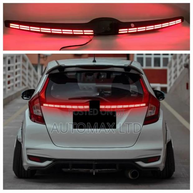 Gk3: Honda Fit, Rear Centre Garnish With Led