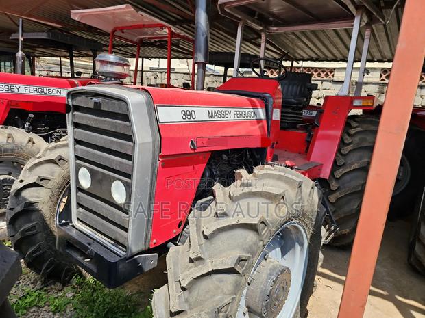 Massey Ferguson - main view