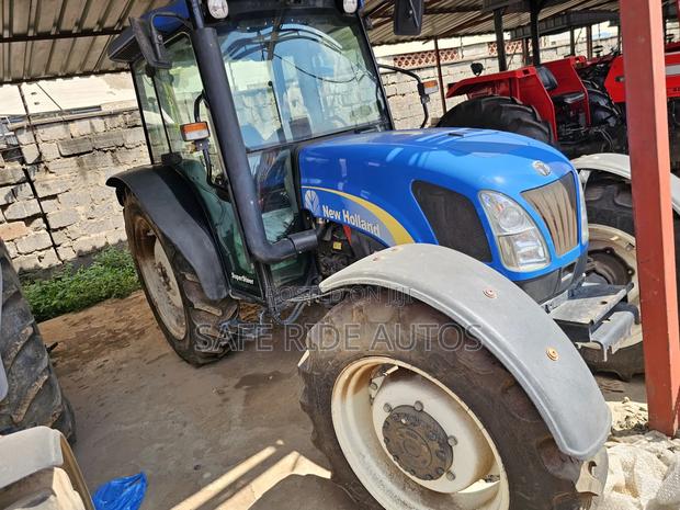 New Holland - main view