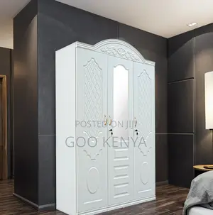 Home Wardrobe; Triple-Door Bedroom Wardrobe With Locks and Mirror