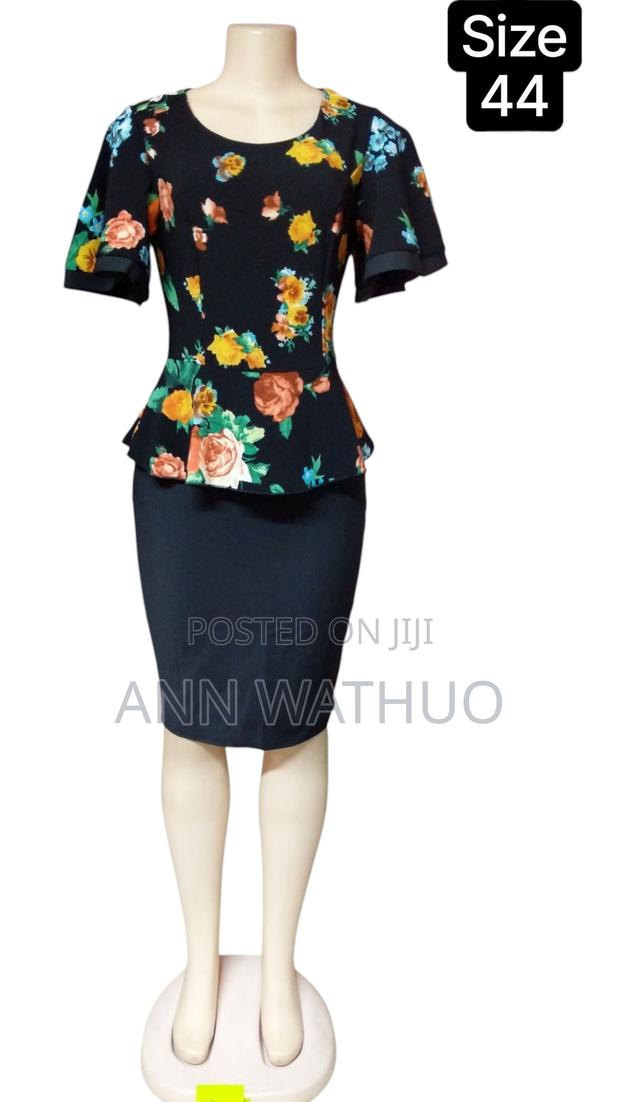Size 44 Chic – Floral Print Dresses With Sleek Silhouettes 33