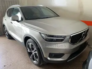 Volvo XC40 T3 Petrol FWD 2018 Silver