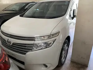 Nissan Elgrand 2016 Off white