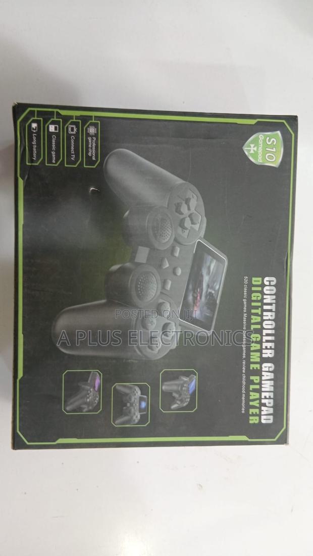S10 Digital Gamepad Controller - main view