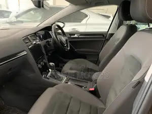 Volkswagen Golf Variant 2018 Black