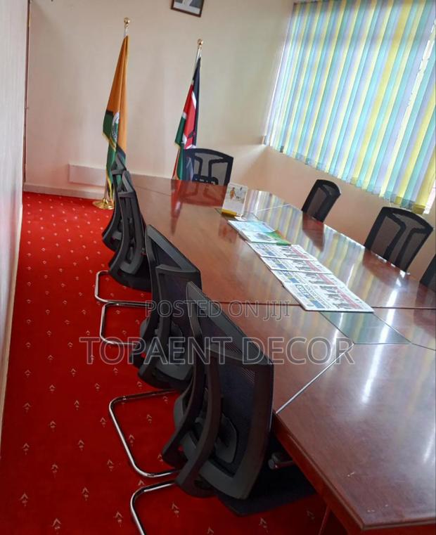Comfort Stitched All Round Meeting Office With Presidential Walltowall