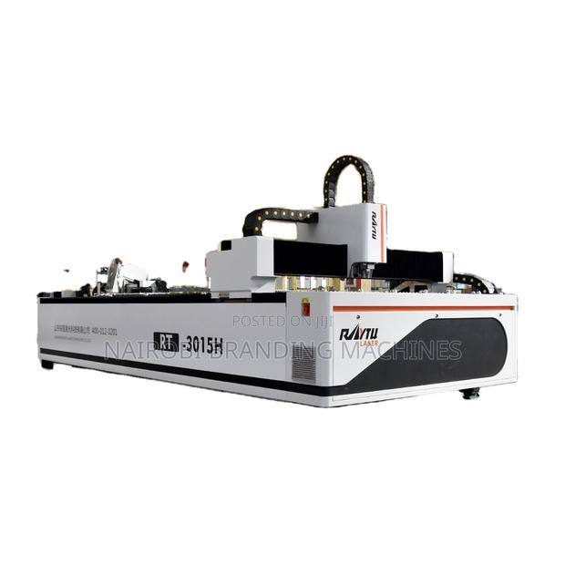 Fiber Laser Cutting Machine 1300x2500mm 300w