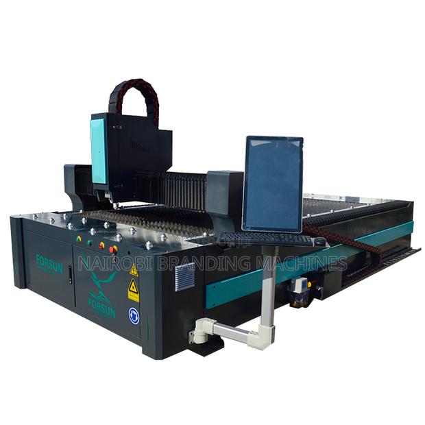 1325 Metal 2000w Steel Carbon CNC Fiber Laser Cutting Machine