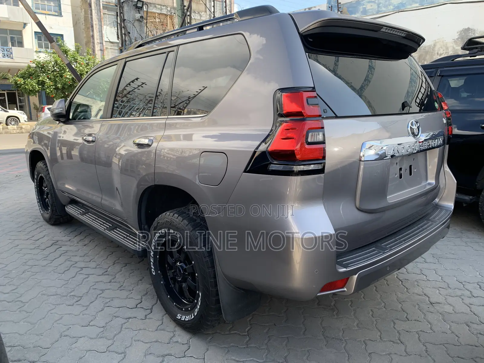 Toyota Land Cruiser Prado 2.8 2018 Ivory