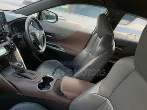 Toyota Harrier 2.0 4WD 2020 Black