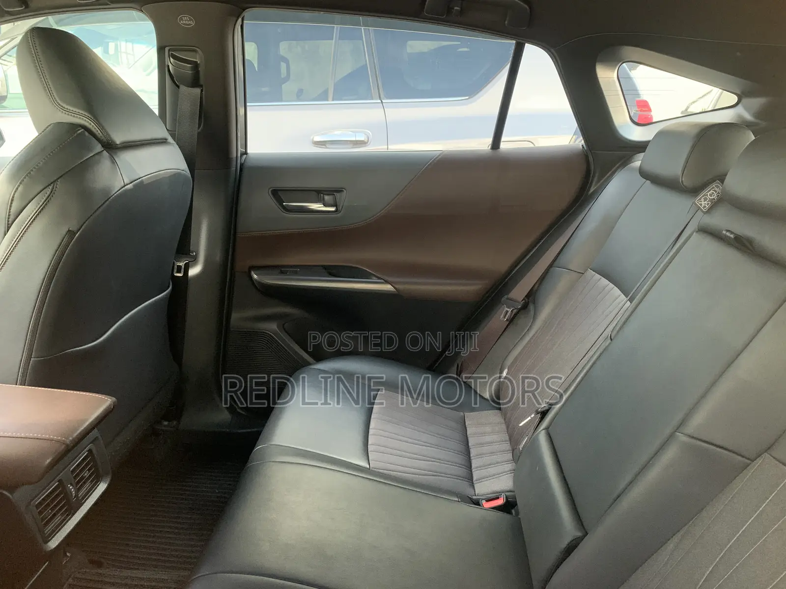 Toyota Harrier 2.0 4WD 2020 Black