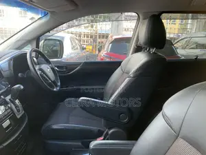 Nissan Elgrand 2018 Off white