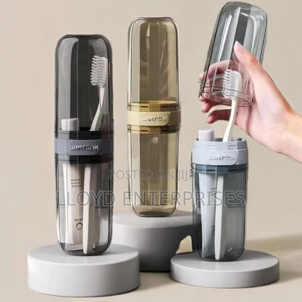 Travel Toothbrush, Tooth Paste Holder