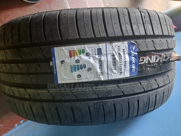 315/40 R 21 Roadking Tyres Made in China