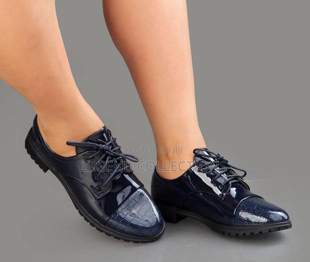 Laced Wetlook Brogues (Size 38-42) - thumbnail 2