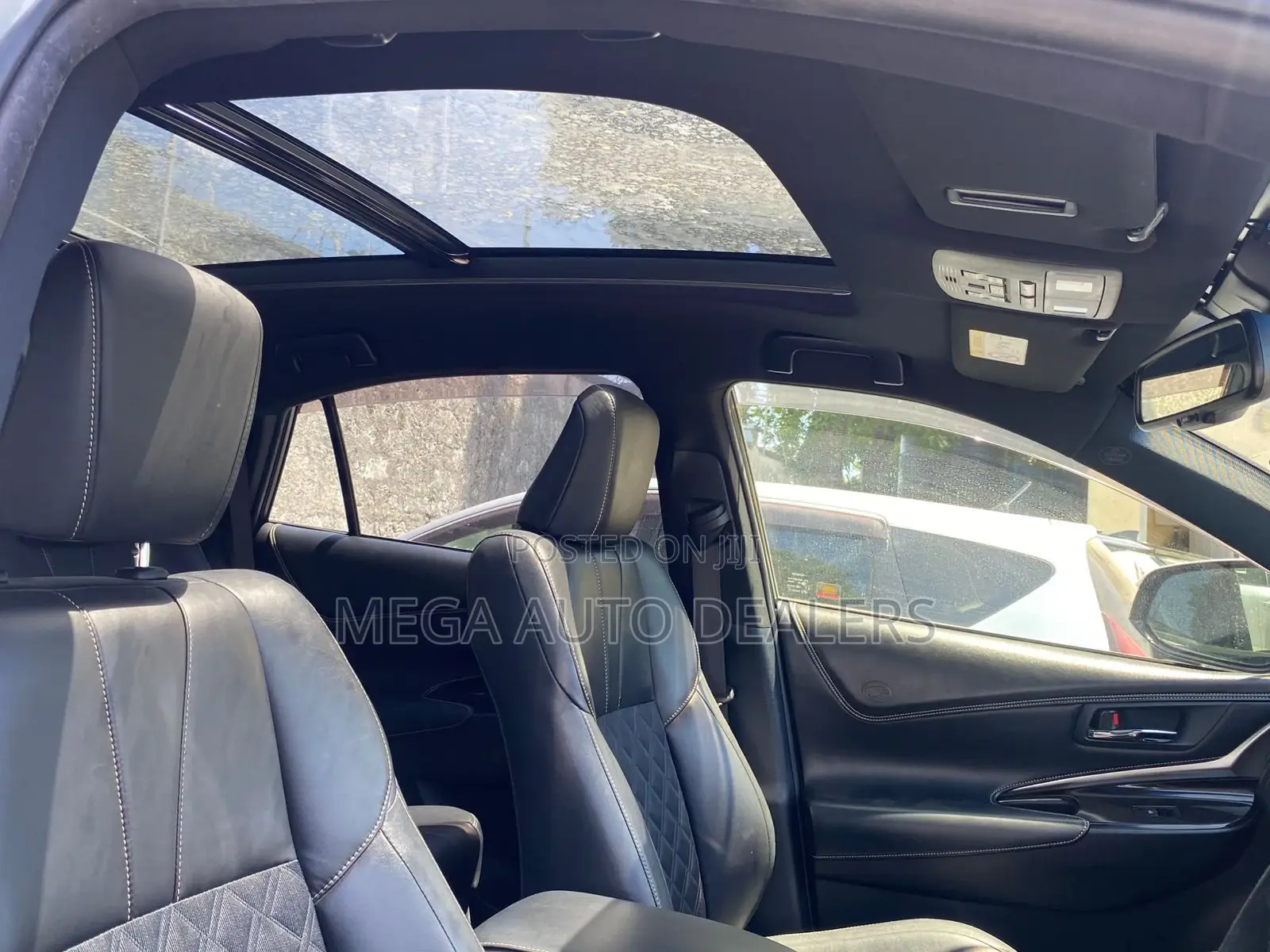 Toyota Harrier 2018 White