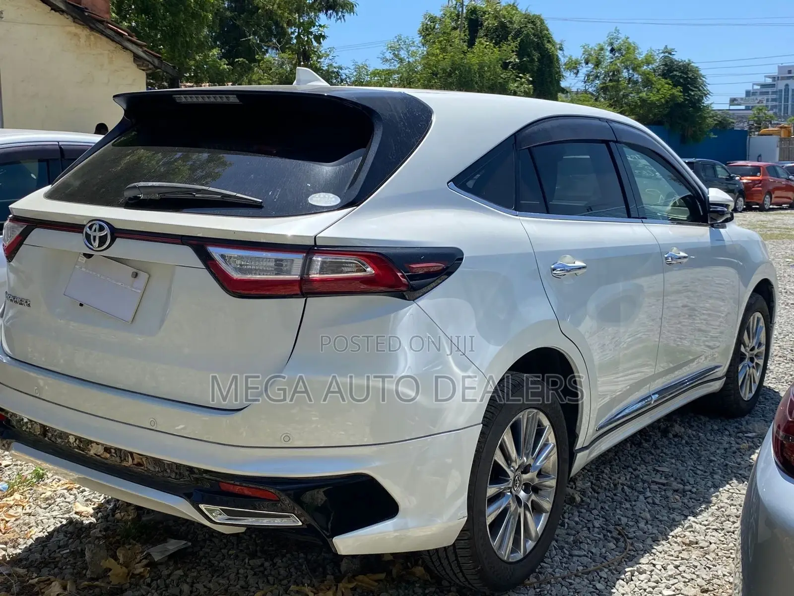 Toyota Harrier 2018 White