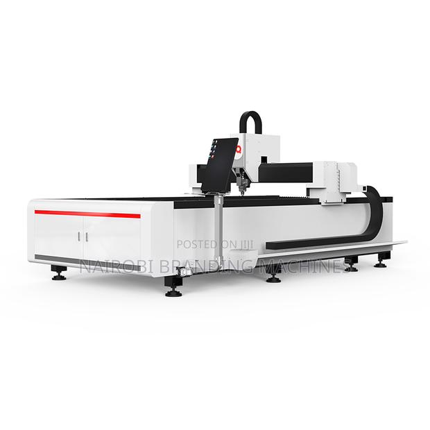 1325 2000w CNC Control Laser Cutting Machine New for Metal Sheets